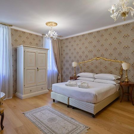 Ai Cherubini Venedig Exteriör bild